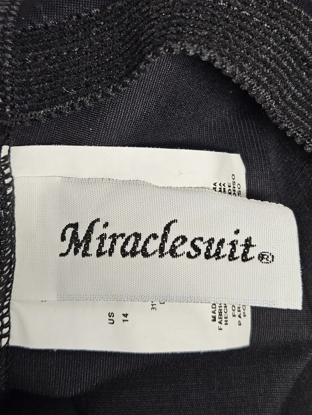 Miraclesuit Roswell Crosstown Traffic Underwire One Piece Swimsuit Size 14